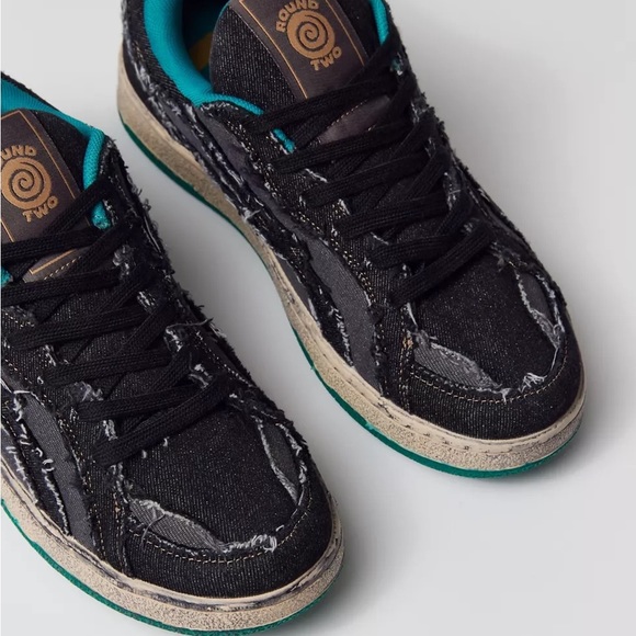 NEW IN BOX ROUND TWO CHUNKEE SKATE SHOES BLACK DENIM - Picture 4 of 6